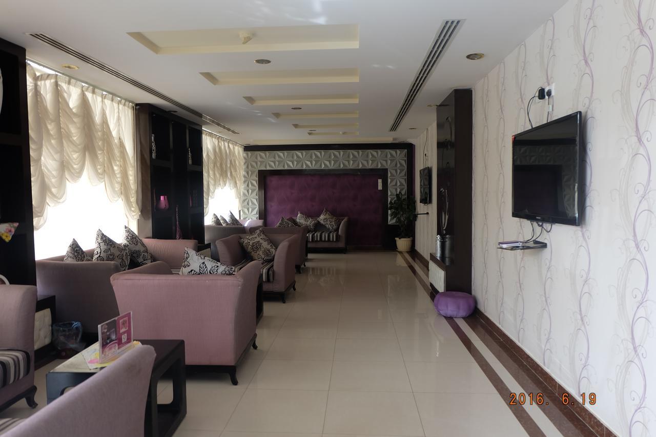 Talin Star Suites Riyad Extérieur photo