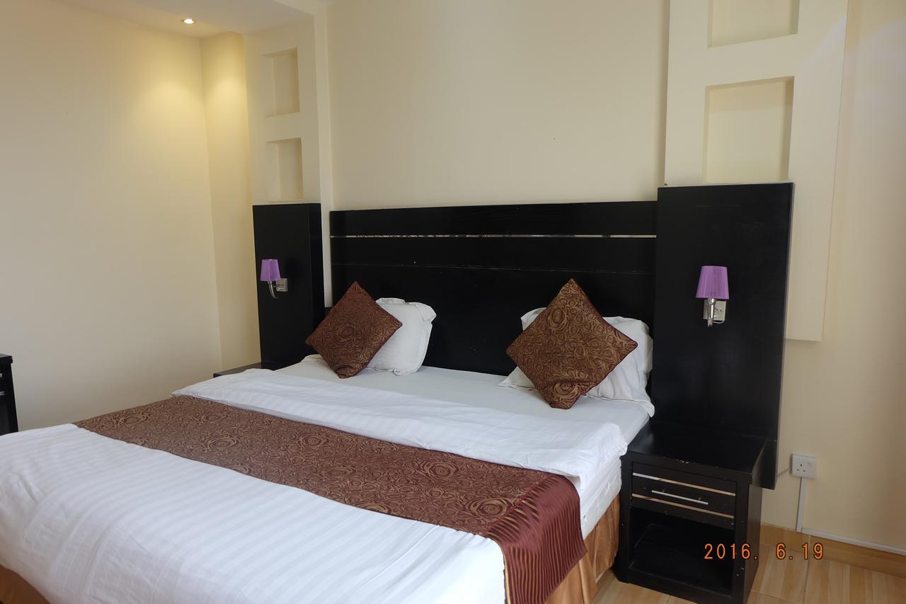 Talin Star Suites Riyad Extérieur photo