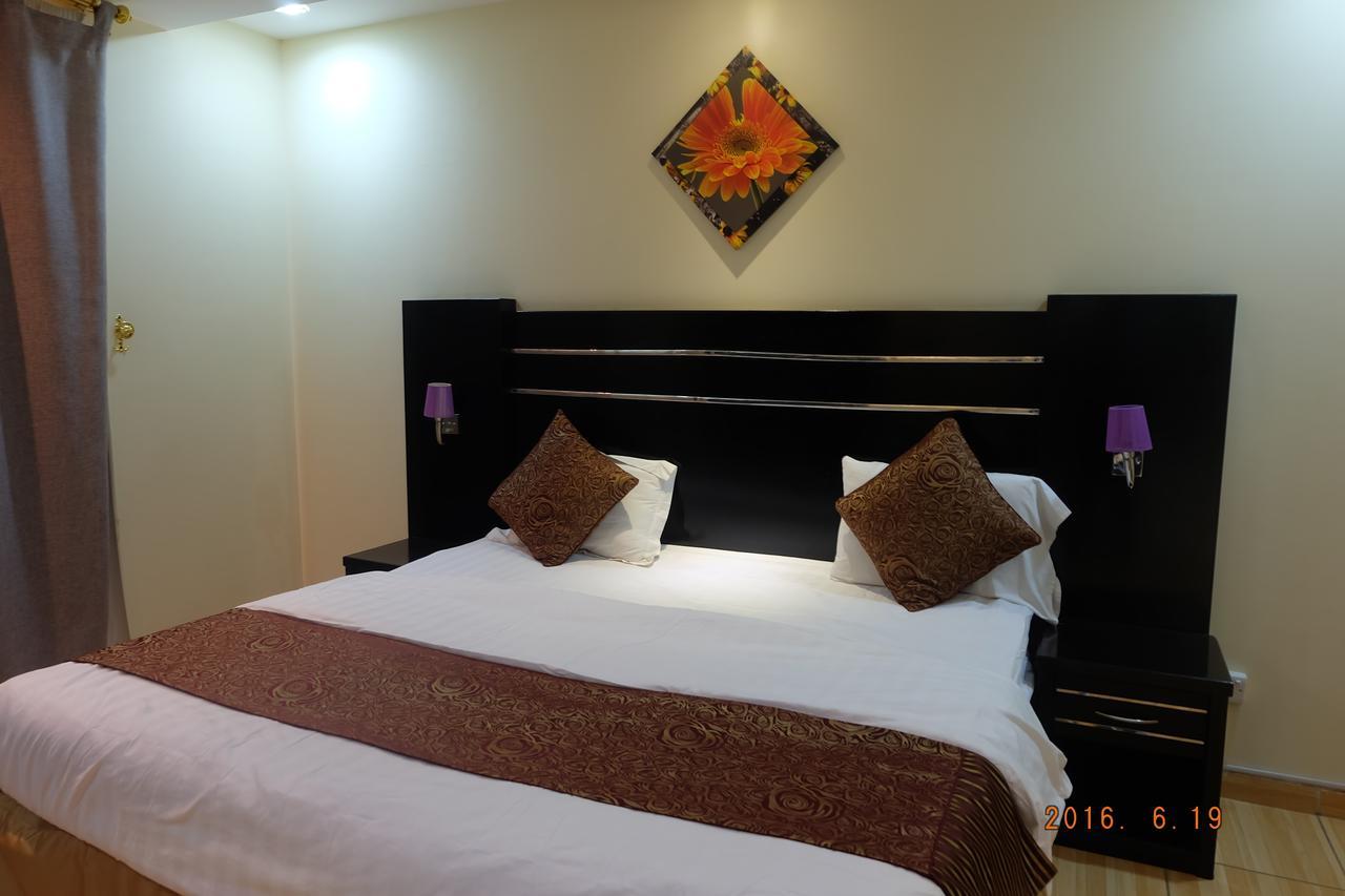 Talin Star Suites Riyad Extérieur photo