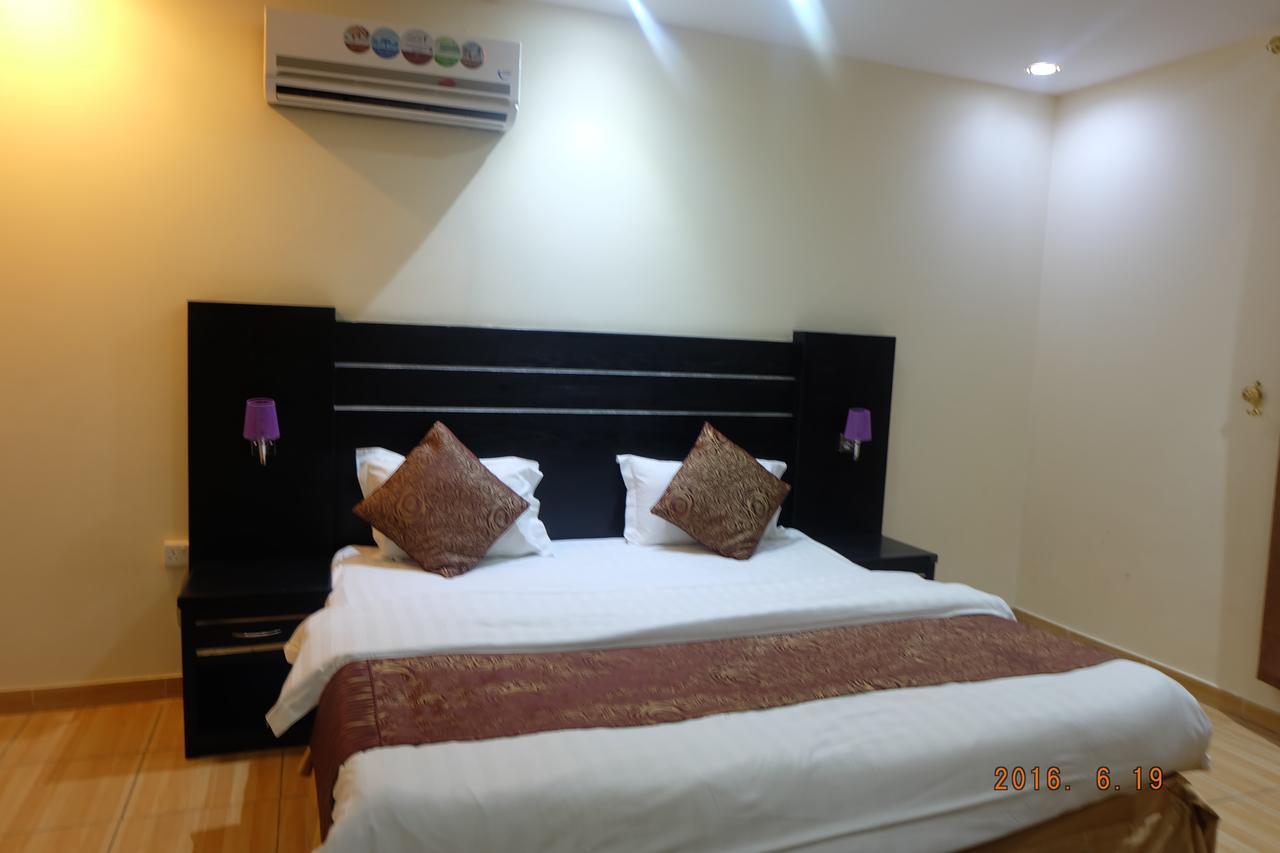Talin Star Suites Riyad Extérieur photo
